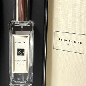 JoMalone EnglishPear & Freesia Spray (1oz.) Smelld see pic 2 reference amnt left